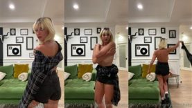 Gabbie-Hanna-Nude-Striptease-Video-Leaked1